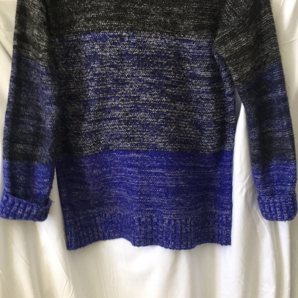 Romeo and Juliet couture sweater - Picture 6 of 6